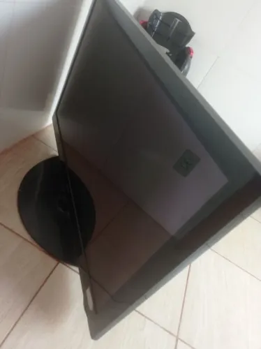 Vende-se tv 42 polegadas