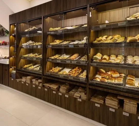 EXPOSITOR DE PÃES SOB MEDIDA