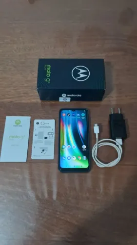 MOTO G9 PLAY, 64GB, com carregador, capinha e pelicula