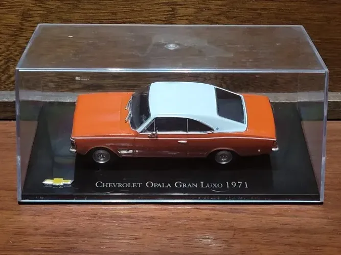 Chevrolet Opala Gran Luxo 1971 - Coleção Chevrolet Collection - Carrinho Miniatura 1/43