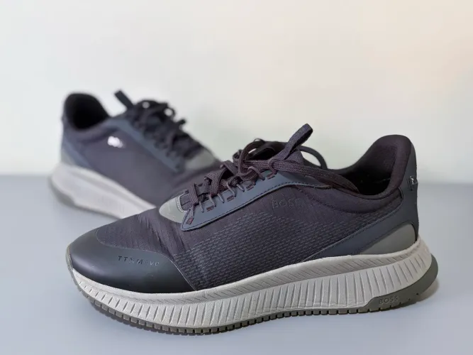 tênis hugo boss ttnm evo 42