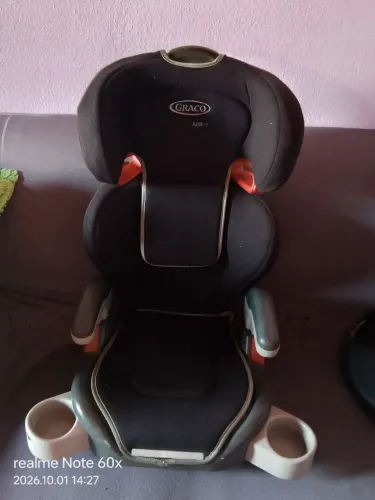 Cadeirinha? infantil só preciso levar e usar 