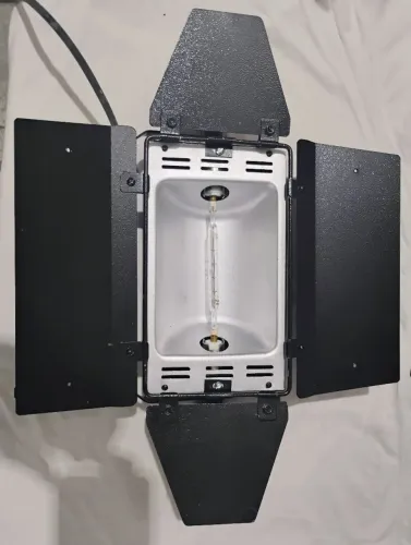 Iluminador de 1000wts para Studio e Filmagem