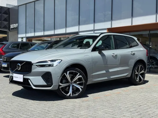 Volvo XC-60 T-8 Ultim.dark 2.0 AWD (híbrido) 2024