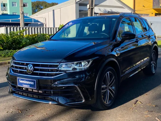 Volkswagen Tiguan Allspac R-line 300 TSI 2.0 2025