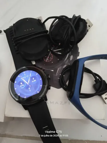 Relógio smartwatch usados