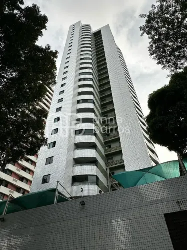 Apartamento à Venda em Espinheiro