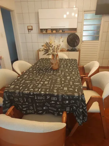 Toalha de mesa "Chef" na cor preta 55% algodão/ 45% poliéster 1,40x2,10
