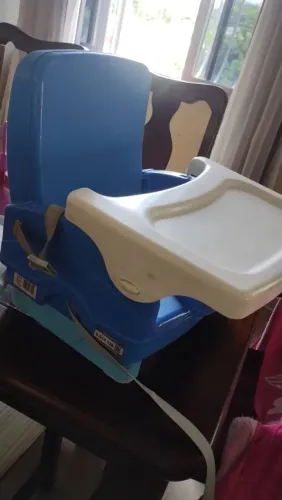 Cadeira de Refeição Portátil Smart da Cosco (novinha)
