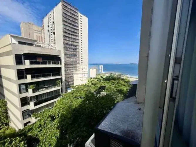 Apartamento : Padrão / Residencial / Leblon