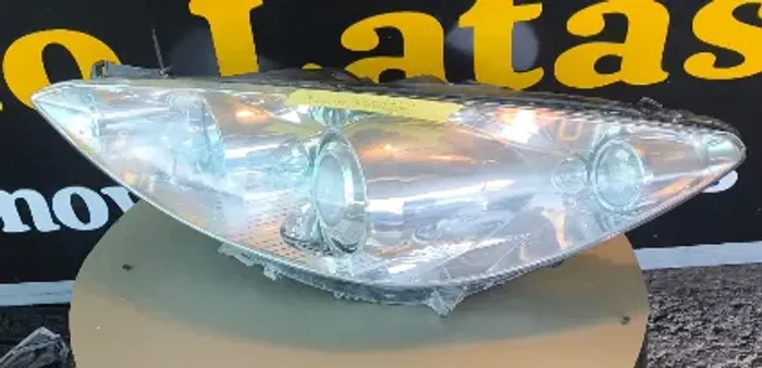 Farol Peugeot 408