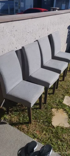 Cadeiras estofadas