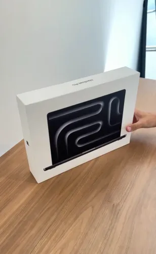 MacBook Pro M5 Pro 24GB 1TB - Novo