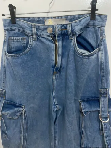 Calça jeans cargo