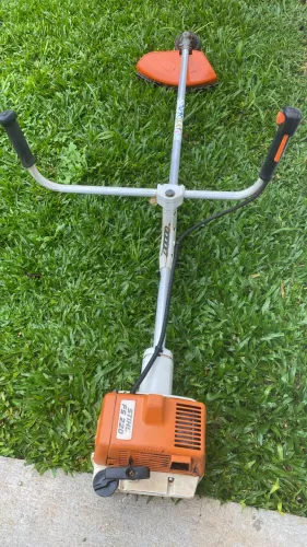 Roçadeira stihl fs 220