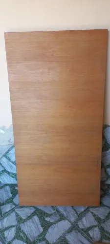 Mesa madeira 1,40x0,70 sem cadeiras