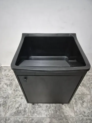Tanque de Lavar Roupas Compacto com Gabinete em MDF - Preto