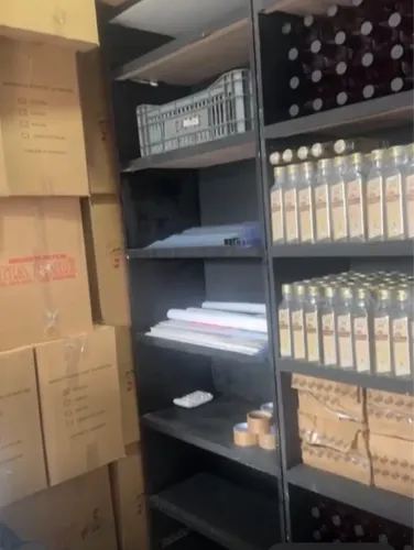 ARMÁRIO PARA LOJA OU DEPÓSITO 