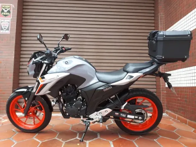 Yamaha FZ25 250 Fazer Connected 2026.