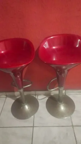 Banqueta 50$ às duas
