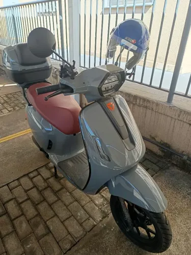 Scooter Elétrica Yadea 1000W - 32Km/h Seminova