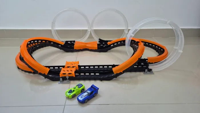 Pista Hotwheels - Wade Racers Triple Skyloop