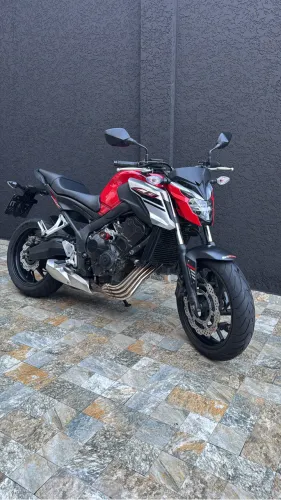 Honda CB 650F ABS impecável