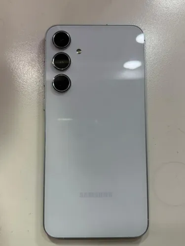 Vendo celular seminovo A55