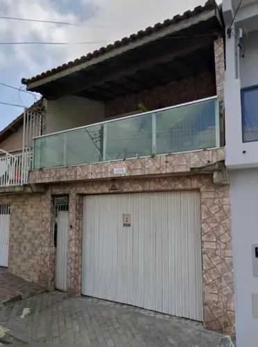 Imóvel espaçoso no Centro de Rio Grande da Serra
