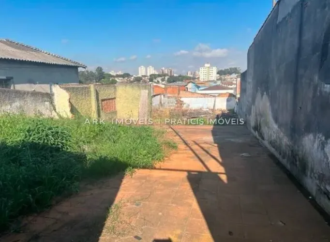 Terreno a Venda no Ipiranga, com 440mt, próximo da Av. Tancredeo Neves