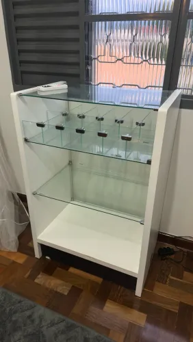 Balcão expositor