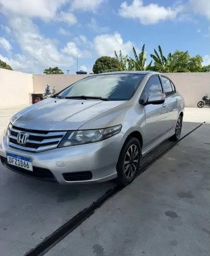 Honda City Sedan LX 1.5 Flex 16V 4P Aut. 2013