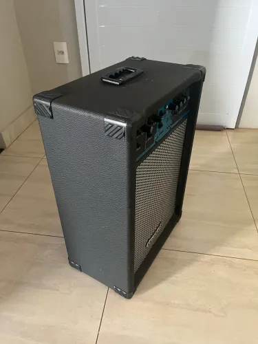Caixa amplificada
