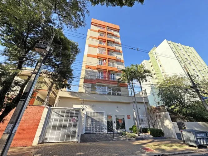 Apartamento para locação na Zona 07 em Maringá próximo à UEM