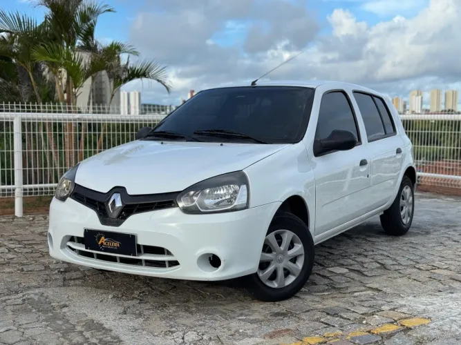 Renault Clio Expression 1.0/1.0 Hi-power 16V 3P 2014