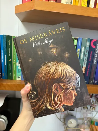 Livro Os Miseráveis