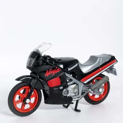 Miniatura Moto Kawasaki Ninja 600R Zylmex Zee Toys Super Bikes