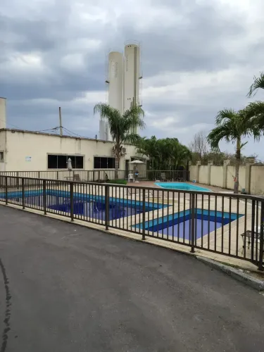 Apartamento em santa cruz RJ, 2 quartos, vaga de garagem, 400m2 do quartel de santa cruz