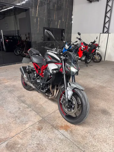 KAWASAKI Z900 / 2026 4.000 km