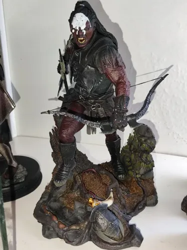 Lurtz Uruk-hai Iron Studios 1/10