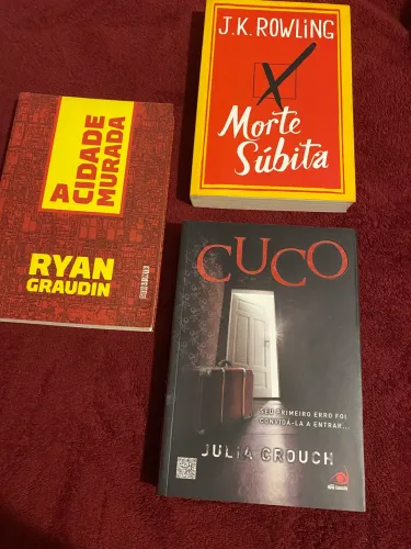 Kit 3 Livros Suspense - Cuco, A Cidade Murada e Morte Súbita