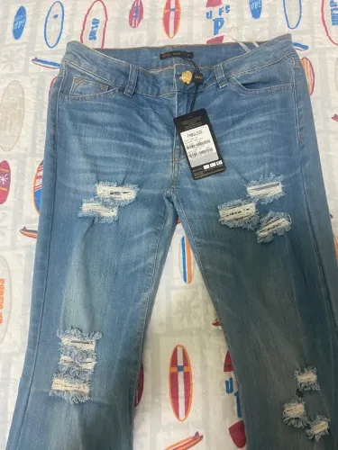 Calça jeans nova da grife Fabulous Agilitá