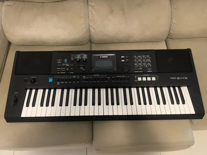 Teclado Yamaha PSR E473