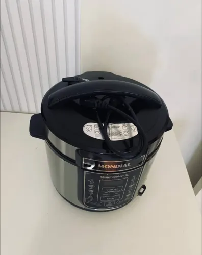 Panela De Pressão Elétrica Digital Mondial 5l Master Cooker Pe-38 110v - Usada poucas veze