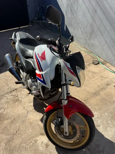 Cb300