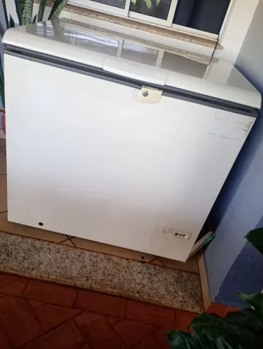 Freezer horizontal