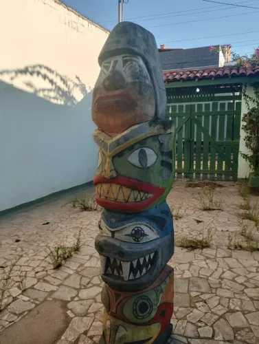 Peças de Decoração Temáticas para Festas e Eventos (Estátuas e Totem)