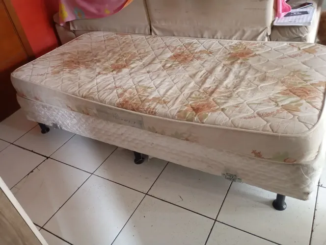 Cama box