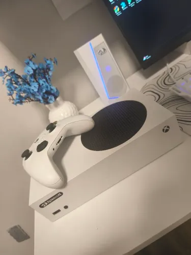 XBOX SERIES S SEMINOVO COM CAIXA ORIGINAL