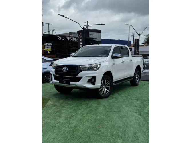 Toyota Hilux CD SRV 4X4 2.8 TDI Diesel Aut. 2017